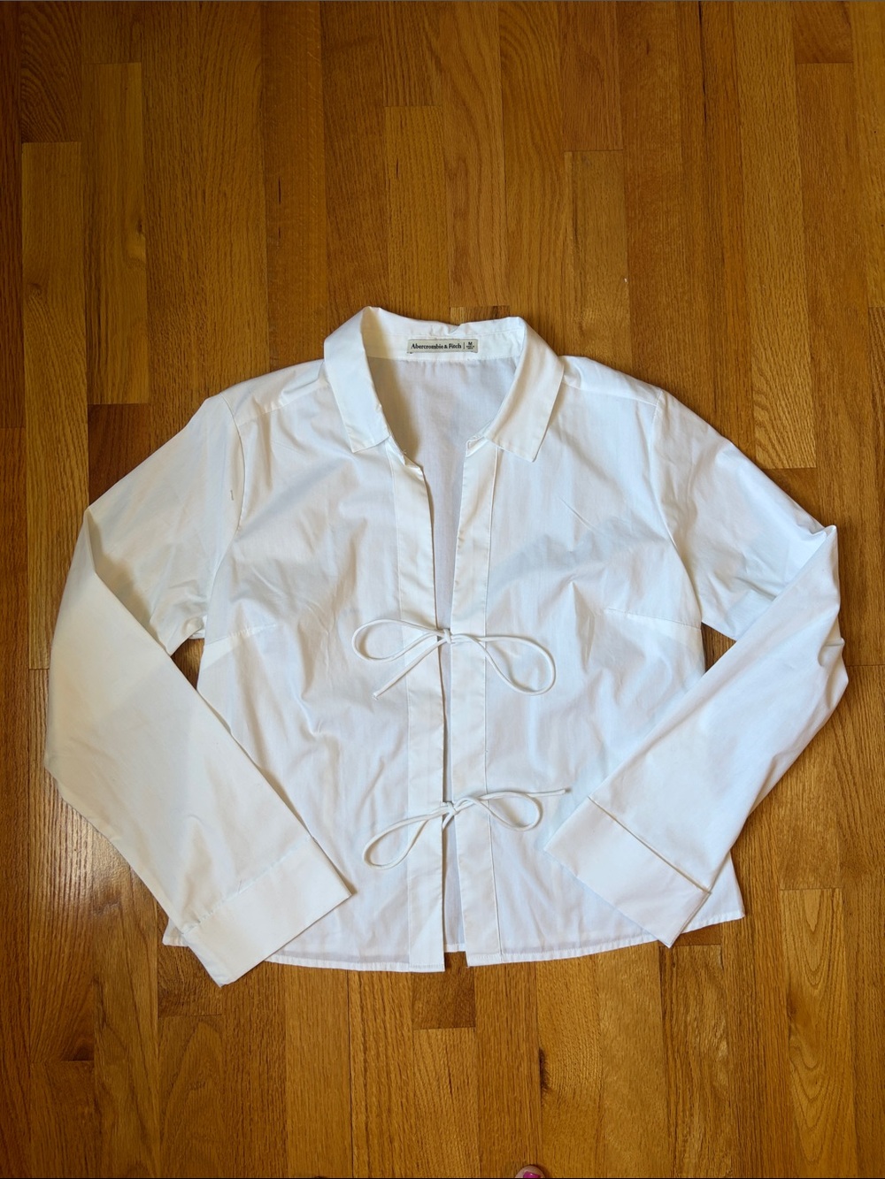 White Tie-Front Women's Shirt - like new condition!